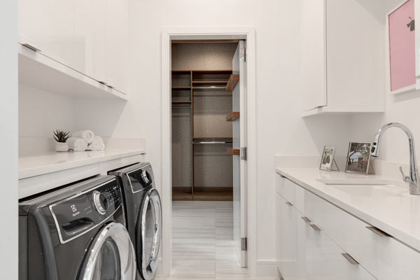 6-Laundry-Room-and-Mudroom